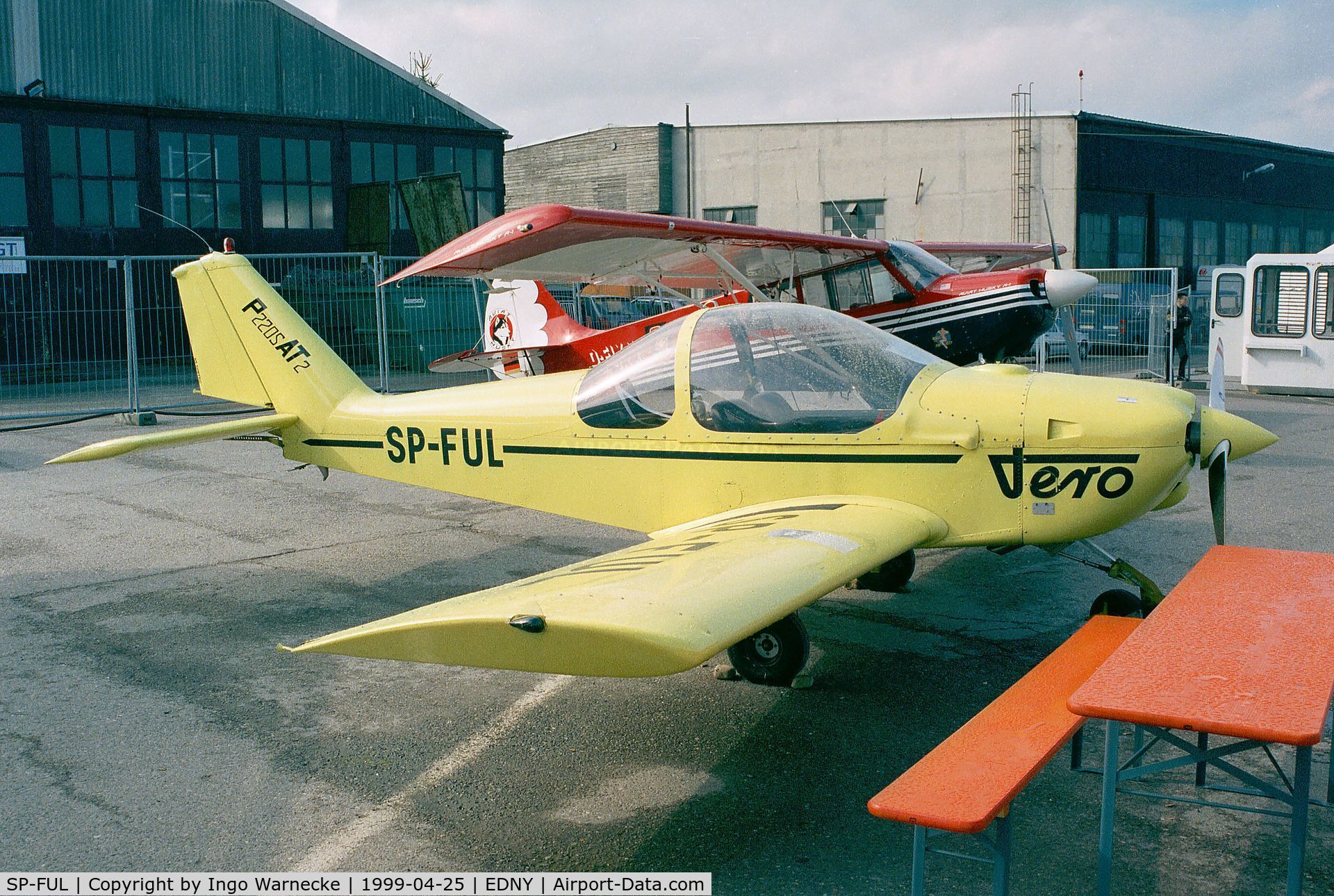 SP-FUL, Aero Ltd P-220S/AT-2 C/N 01, Aero Ltd P-220S/AT-2 at the Aero 1999, Friedrichshafen