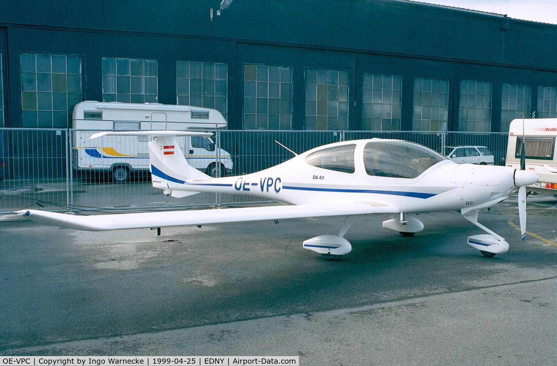 OE-VPC, 1997 Diamond DA-40 Diamond Star C/N 40.001, Diamond (HOAC) DA-40 prototype at the Aero 1999, Friedrichshafen