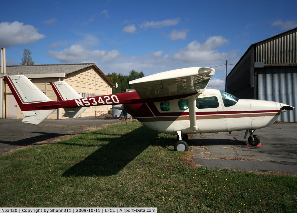 N53420, 1974 Cessna 337G Super Skymaster C/N 33701613, Parked...
