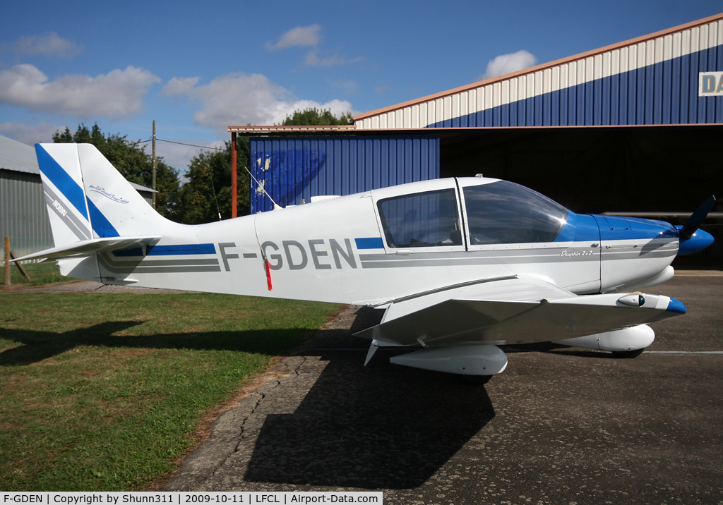 F-GDEN, Robin DR-400-120 Dauphin 2+2 C/N 1573, New c/s...