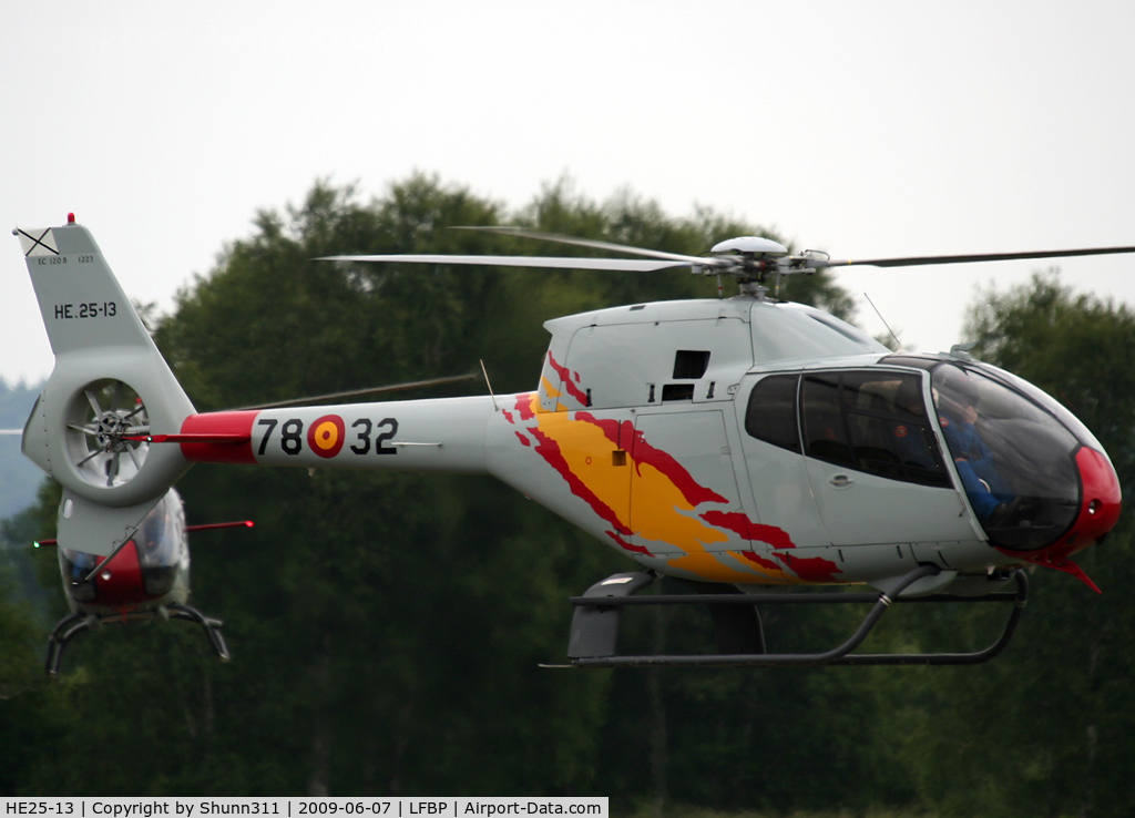 HE25-13, 2001 Eurocopter EC-120B Colibri C/N 1223, Arriving from Cazaux AFB...