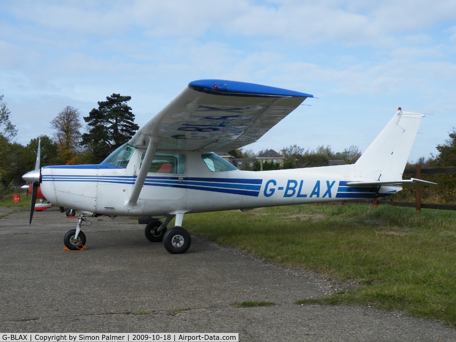 G-BLAX, 1983 Reims FA152 Aerobat C/N 0385, Cessna 152 at Hinton-in-the-Hedges airfield