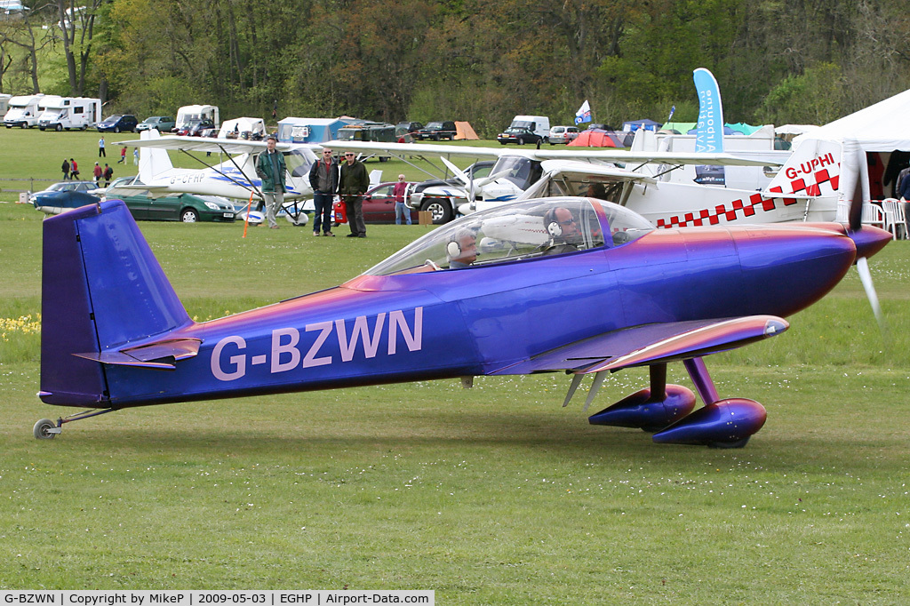 G-BZWN, 2001 Vans RV-8 C/N PFA 303-13692, Different angle, different colour.