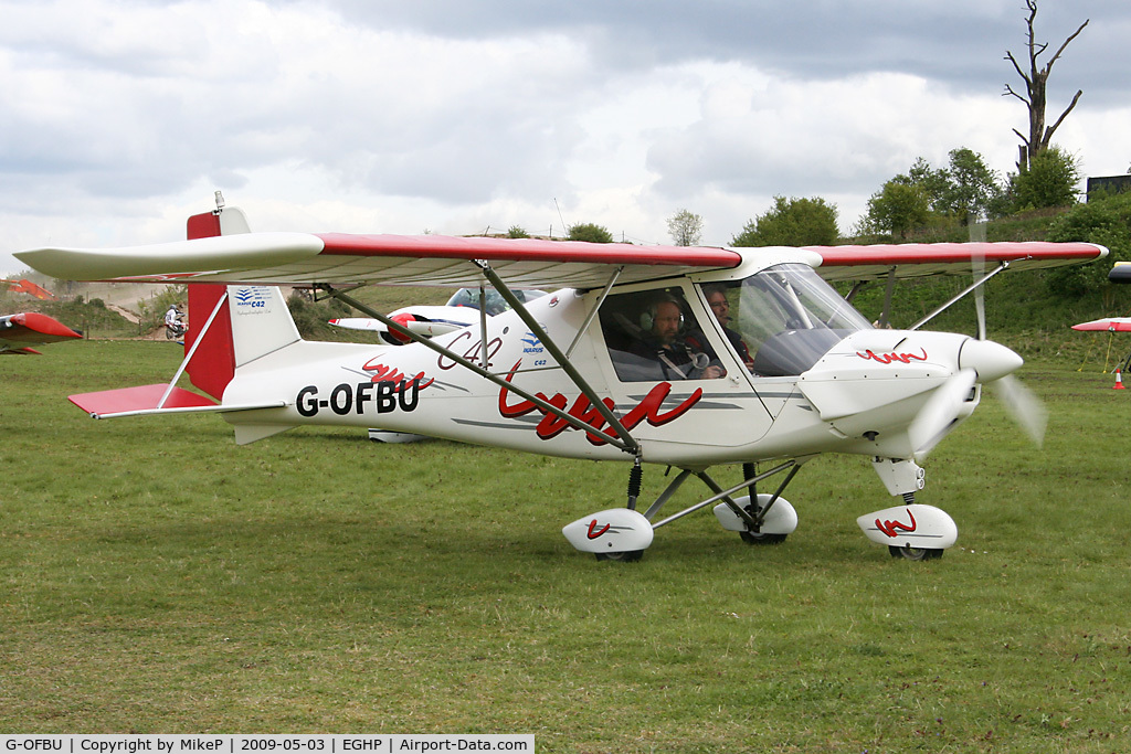 G-OFBU, 2001 Comco Ikarus C42 FB UK C/N PFA 322-13653, Pictured during the 2009 Microlight Trade Fair.