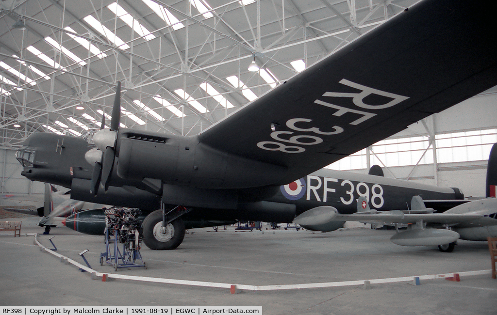 RF398, 1945 Avro 694 Lincoln B.2 C/N Not found RF398, Avro Lincoln B.2 at RAF Cosford Aerospace Museum