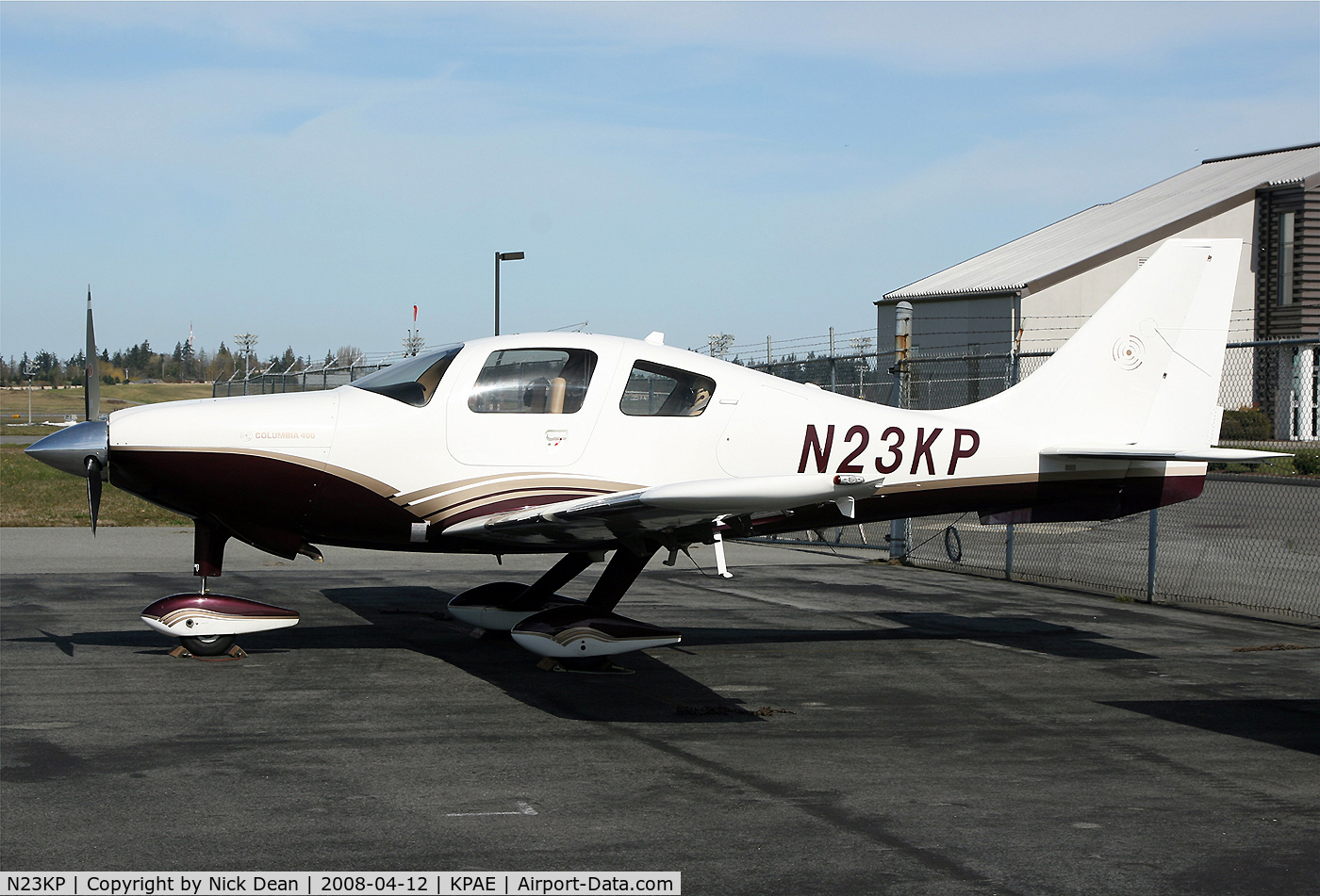 N23KP, 2004 Lancair LC41-550FG C/N 41004, KPAE