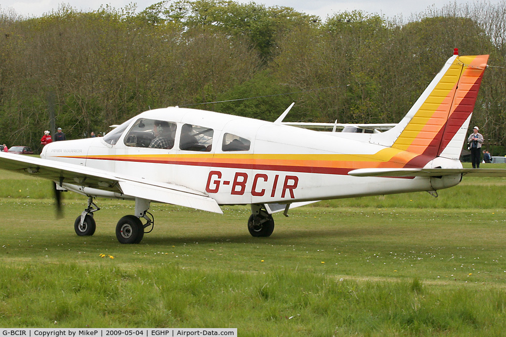 G-BCIR, 1974 Piper PA-28-151 Cherokee Warrior C/N 28-7415401, Pictured during the 2009 Popham AeroJumble event.