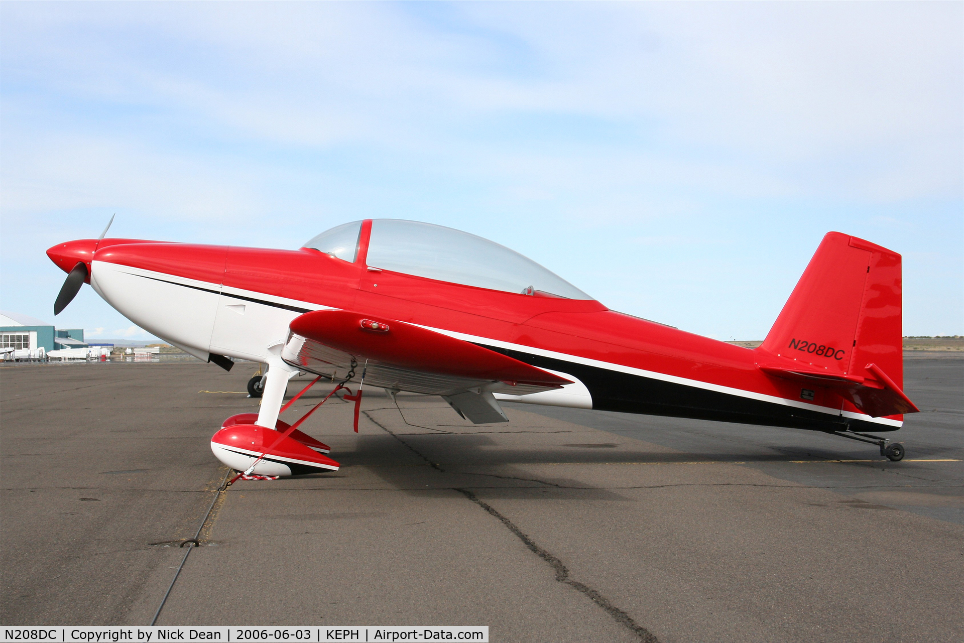 N208DC, 2001 Vans RV-8 C/N 81103, KEPH