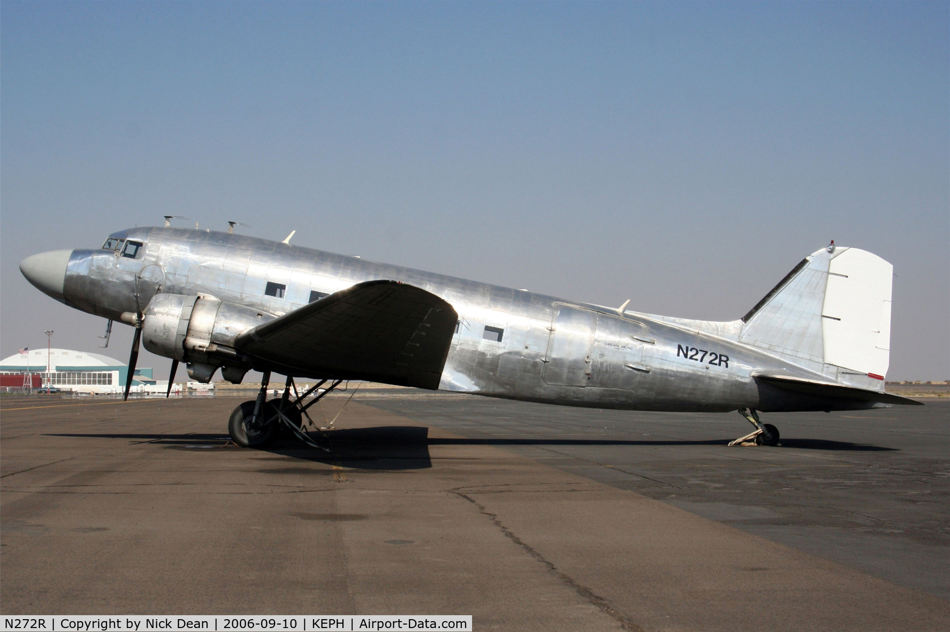 N272R, 1944 Douglas DC-3C C/N 13678, KEPH