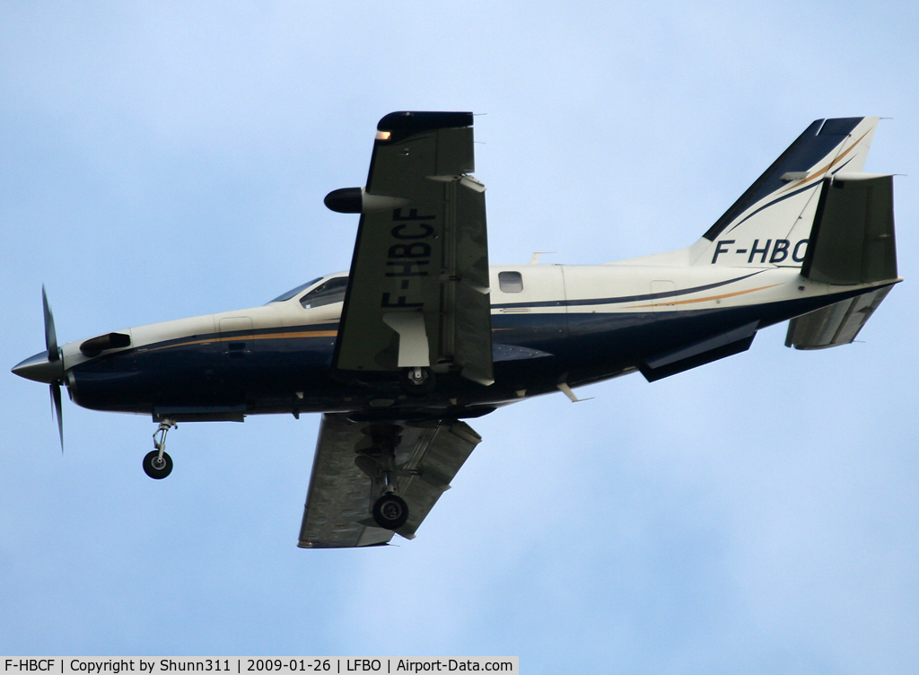F-HBCF, 2005 Socata TBM-700C-2 C/N 321, Landing rwy 32L