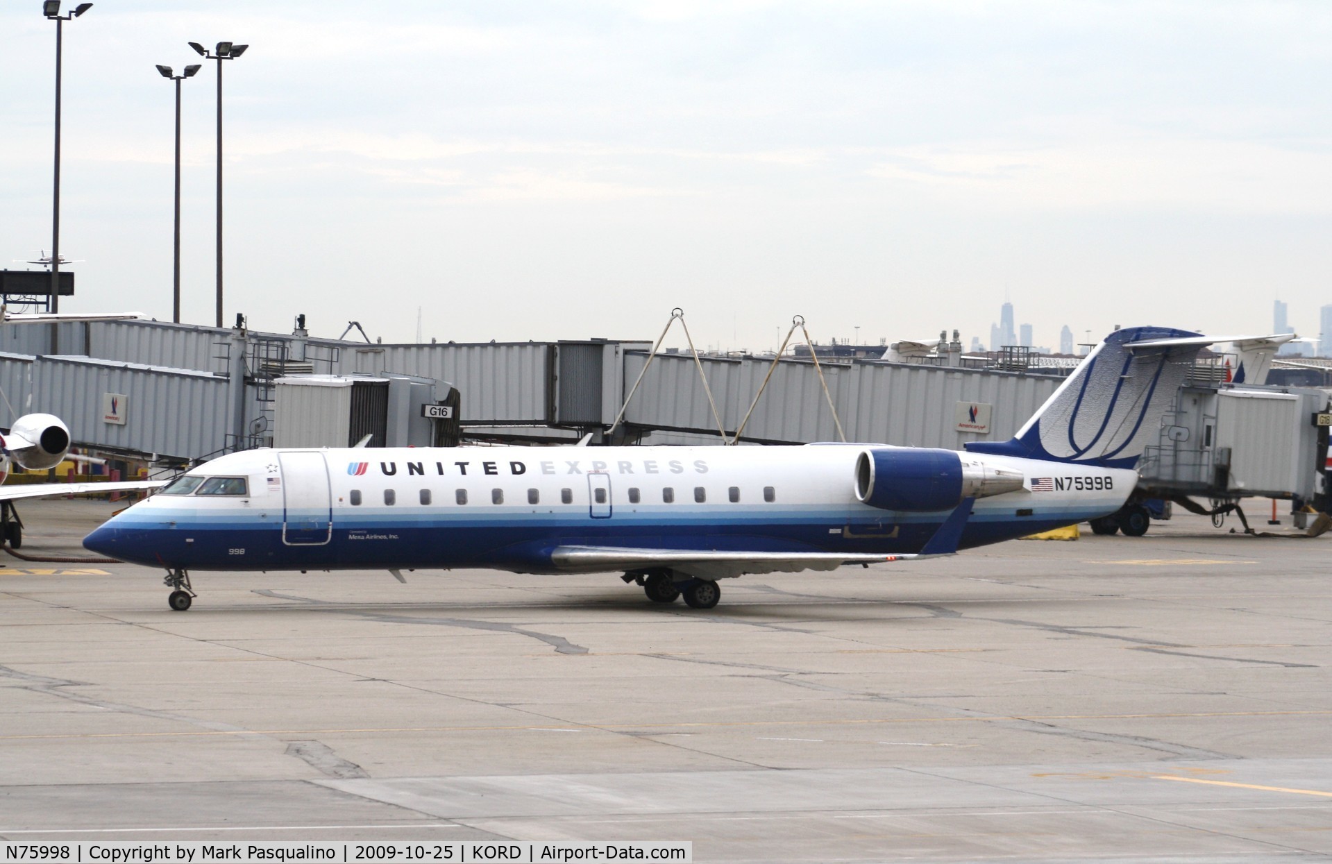 N75998, 1999 Bombardier CRJ-200ER (CL-600-2B19) C/N 7336, CL-600-2B19