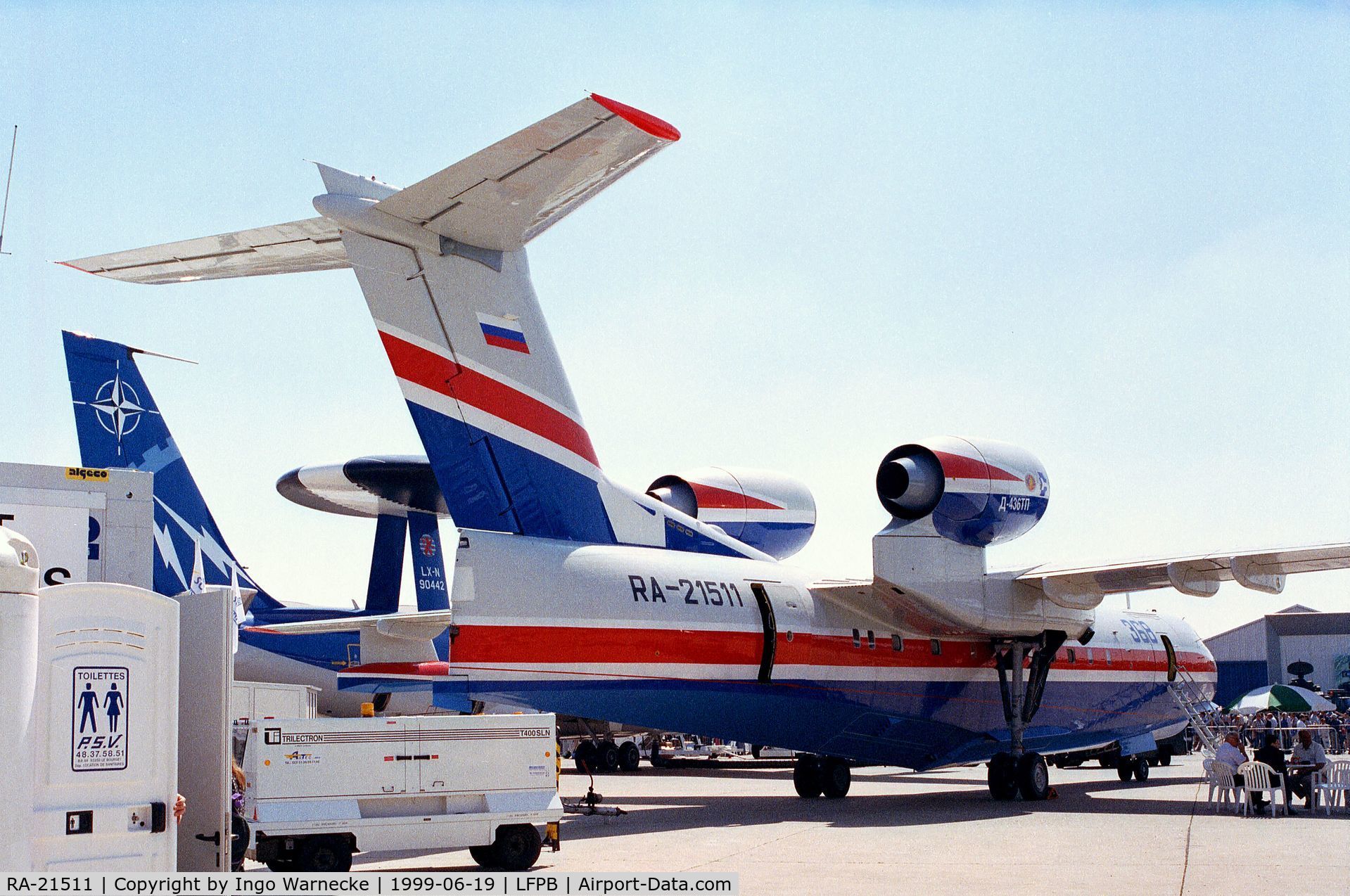 RA-21511, Beriev Be-200 C/N 7682000002, Beriev Be-200 at the Aerosalon 1999, Paris