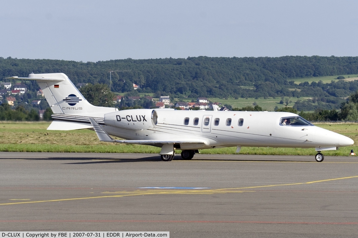 D-CLUX, Bombardier Learjet 40 C/N 40-2061, taxying to the active