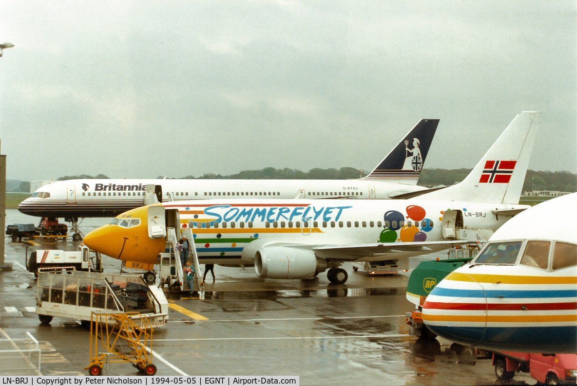LN-BRJ, 1991 Boeing 737-505 C/N 24273, Braathens Airlines Sommerflyet Boeing 737 seen at Newcastle in May 1994.
