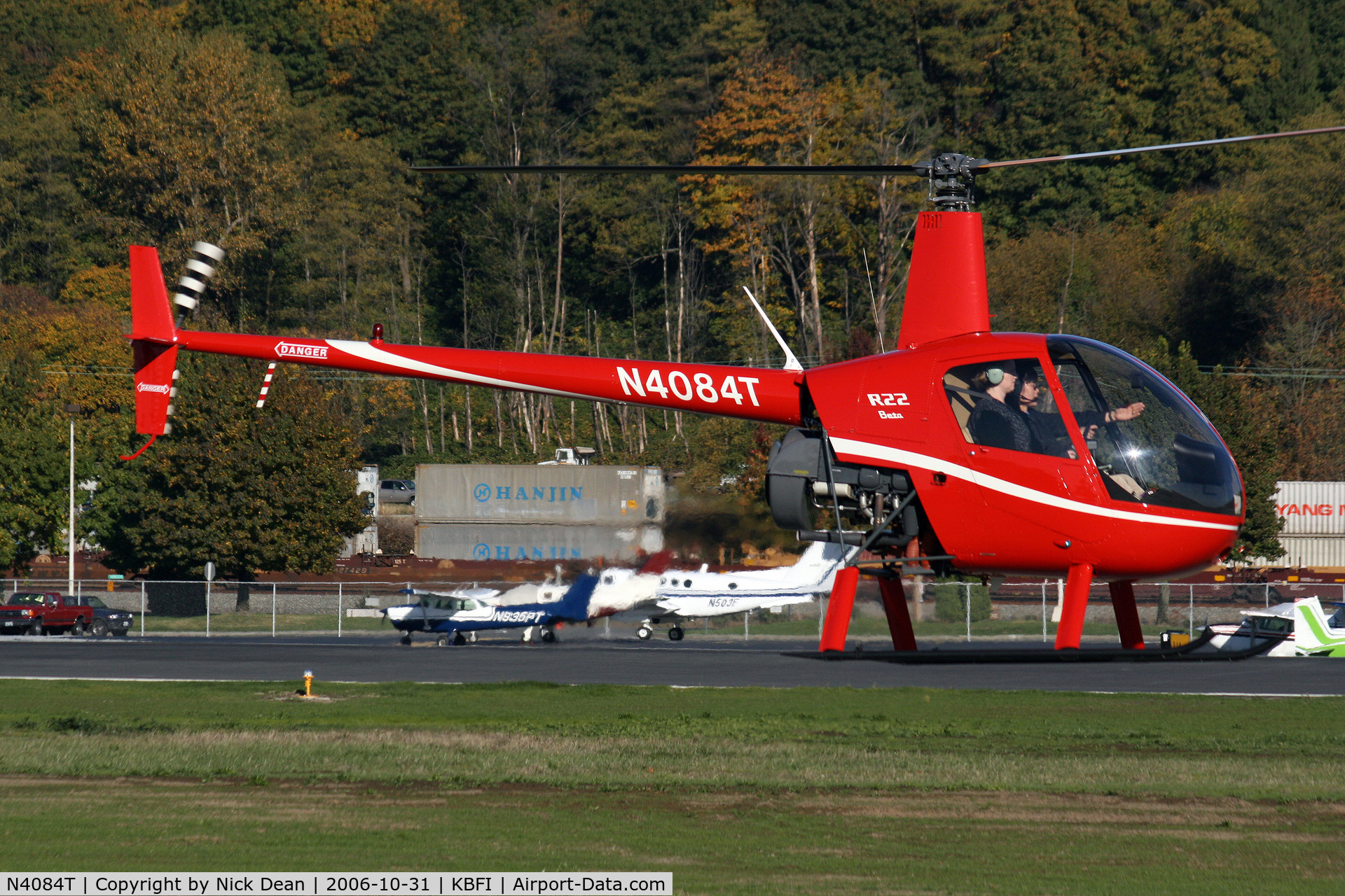 N4084T, 1991 Robinson R22 Beta C/N 1863, KBFI