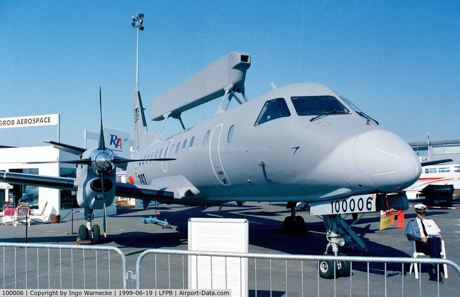 100006, 1998 Saab S100B Argus (340AEW) C/N 340-431, SAAB 340AEW Argus of the Flygvapen (Swedish Air Force) at the Aerosalon 1999, Paris