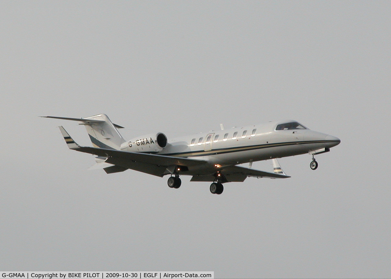 G-GMAA, 2001 Learjet 45 C/N 45-167, FINALS FOR RWY 06