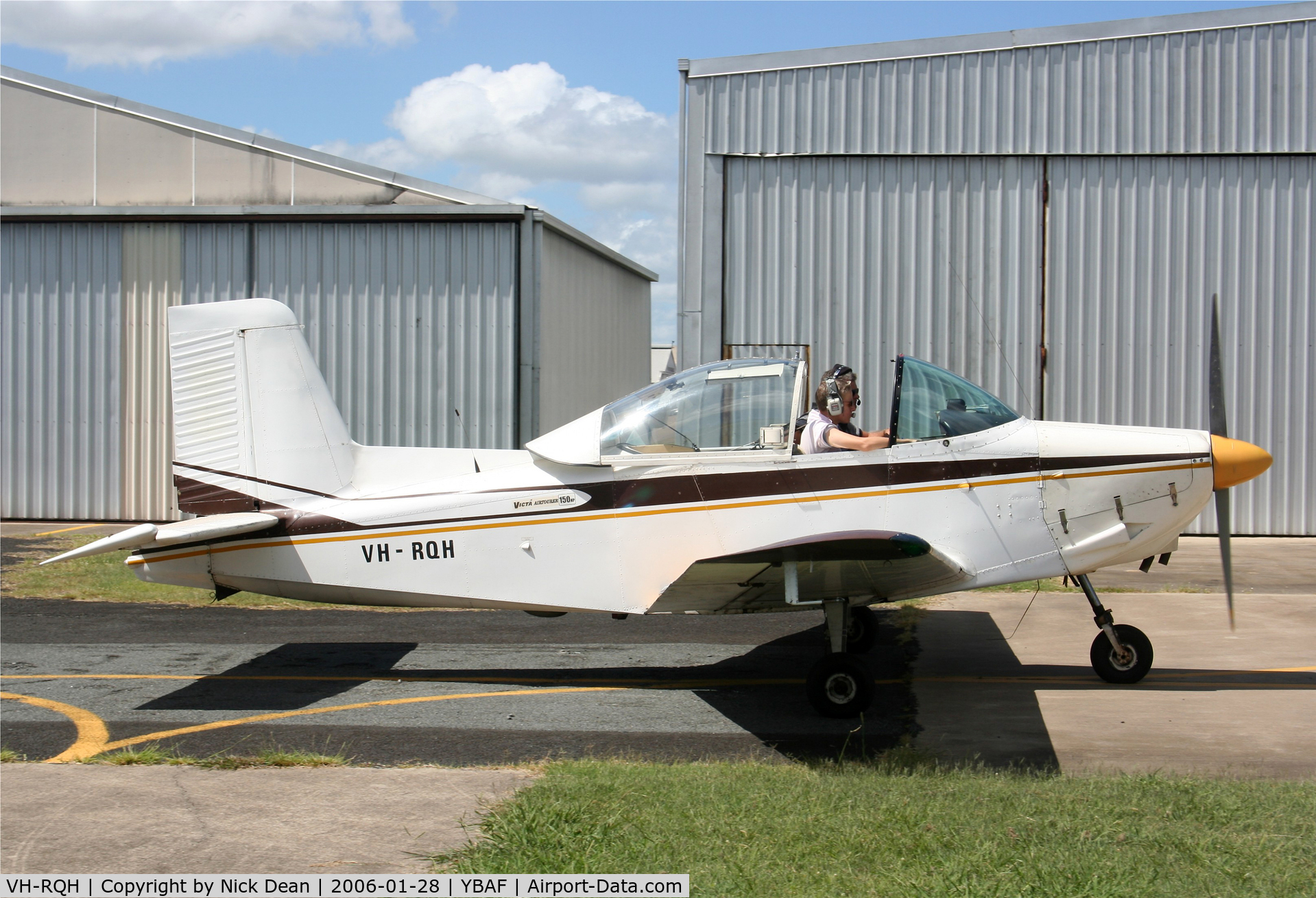 VH-RQH, 1965 Victa AIRTOURER 115 C/N 105, YBAF