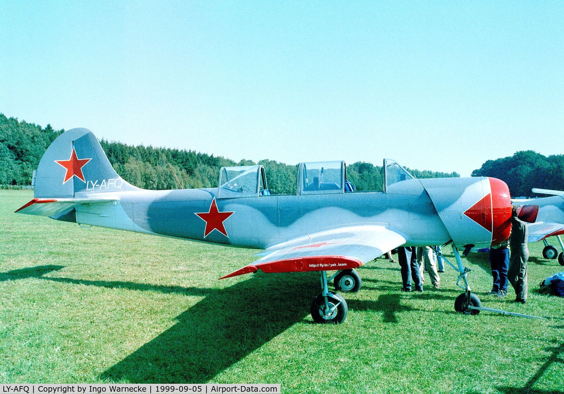 LY-AFQ, Yakovlev Yak-52 C/N 8910206, Yakovlev Yak-52 at the Langenfeld airshow