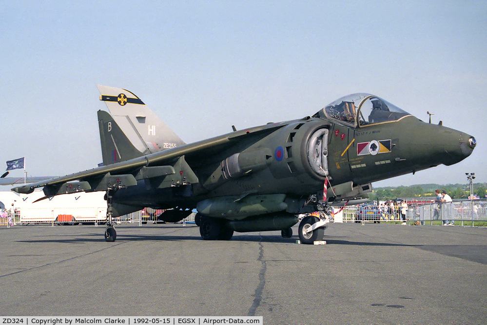 ZD324, 1987 British Aerospace Harrier GR.5 C/N 512112/P5, British Aerospace Harrier GR5 from RAF No 233 OCU, Wittering at Airshow Europe in 1992.