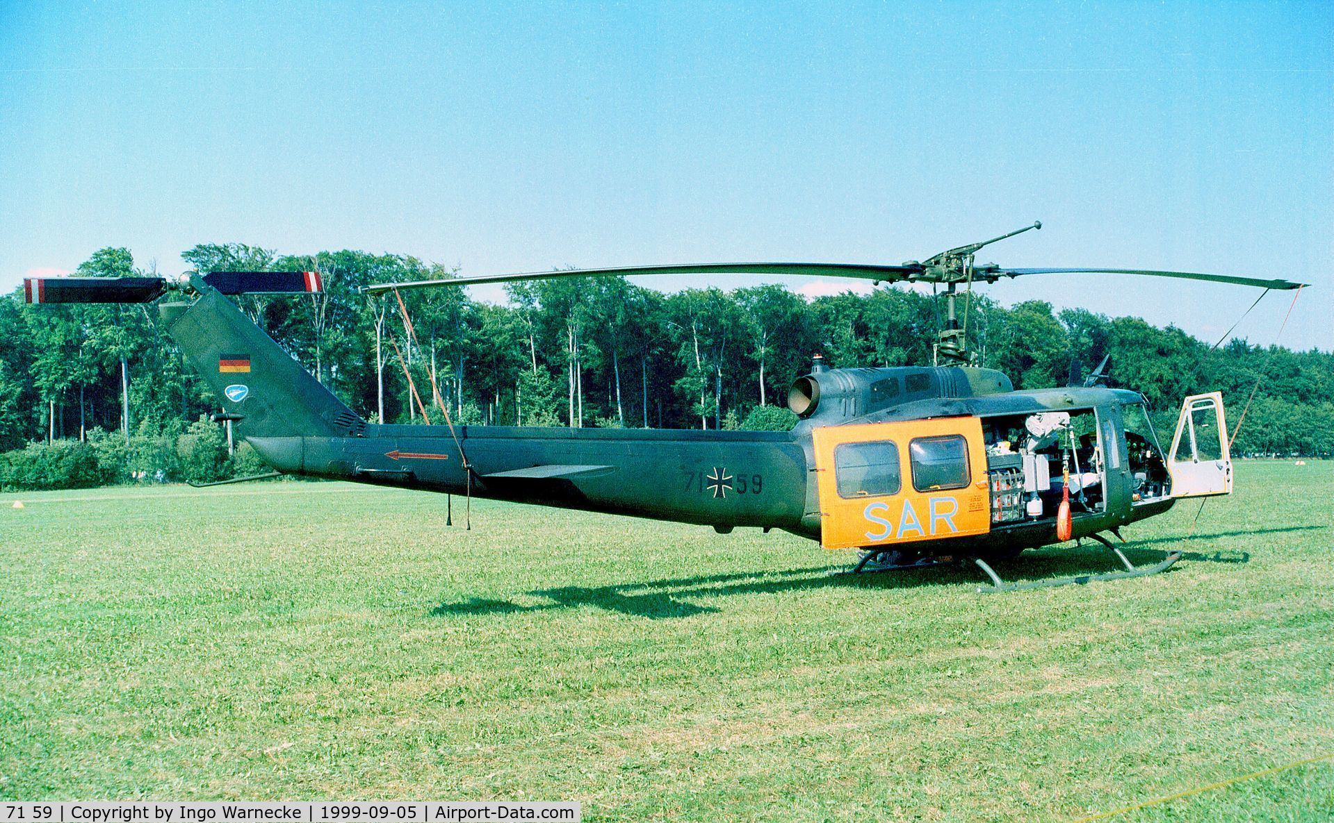 71 59, Bell (Dornier) Bell (Dornier) C/N 8219, Bell (license built by Dornier) UH-1D of the Luftwaffe at the Langenfeld airshow