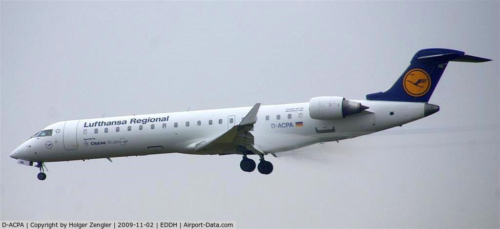 D-ACPA, 2001 Canadair CRJ-701ER (CL-600-2C10) Regional Jet C/N 10012, An arrow is going down to runway 32