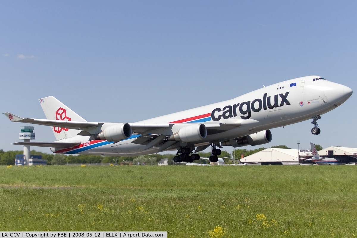 LX-GCV, 1993 Boeing 747-4R7F C/N 25867, departing Luxemburg via RW06