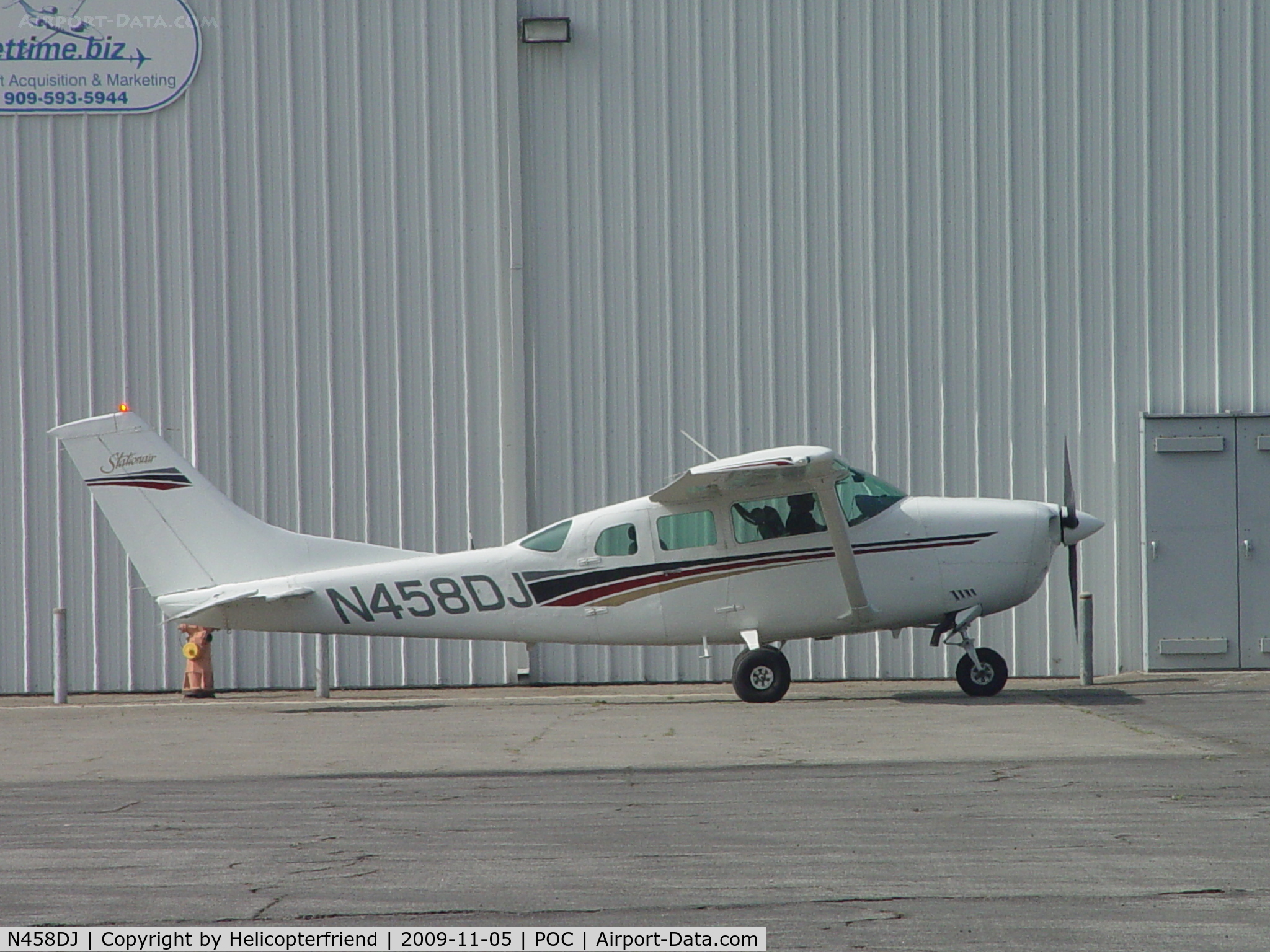 N458DJ, 1980 Cessna TU206G Turbo Stationair C/N U20605833, Getting ready to leave Howard Aviation area
