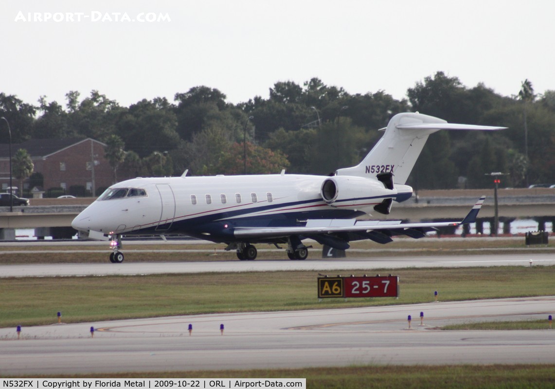 N532FX, 2007 Bombardier Challenger 300 (BD-100-1A10) C/N 20154, Challenger 300