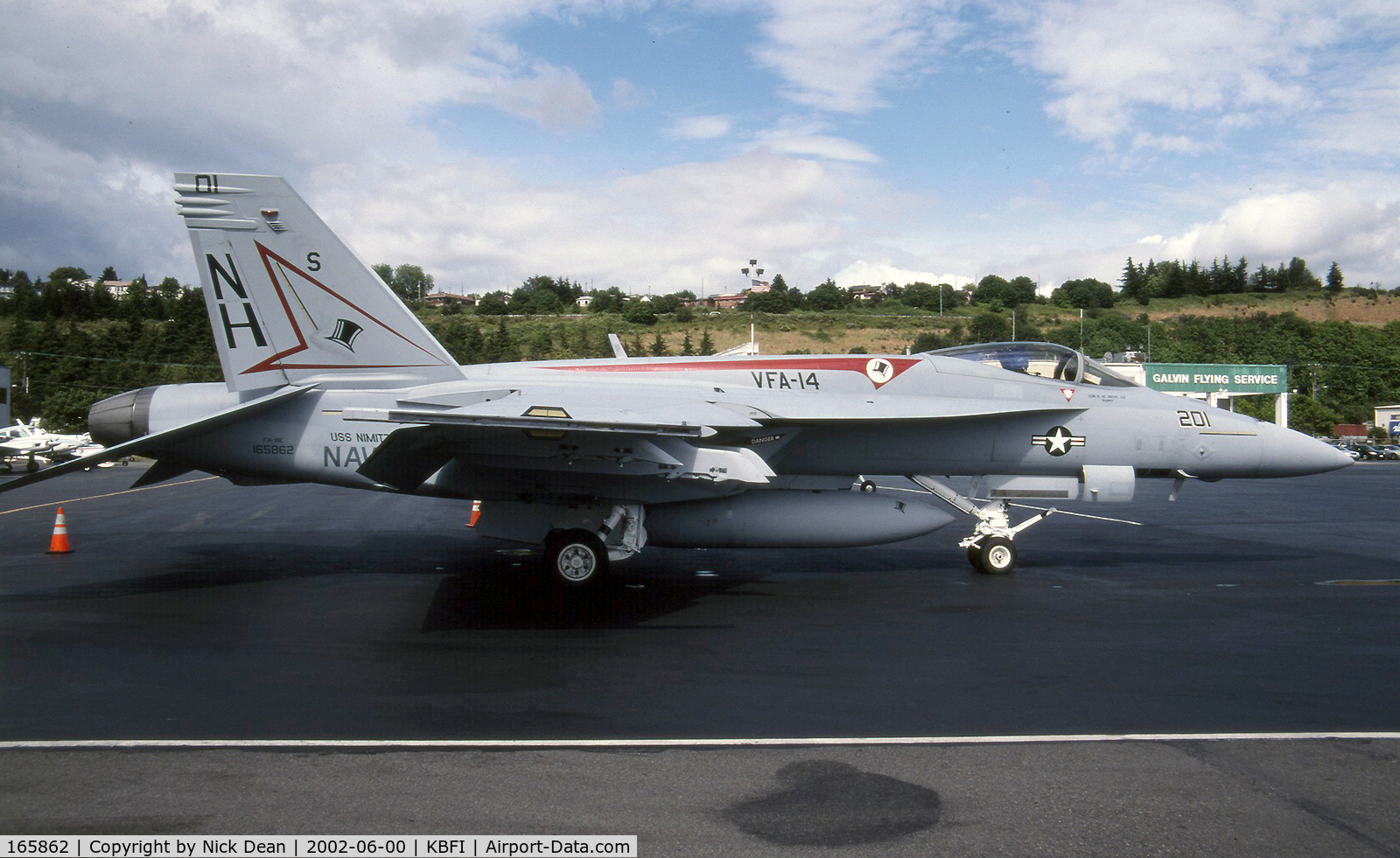 165862, 2001 Boeing F/A-18E Super Hornet C/N E038, KBFI