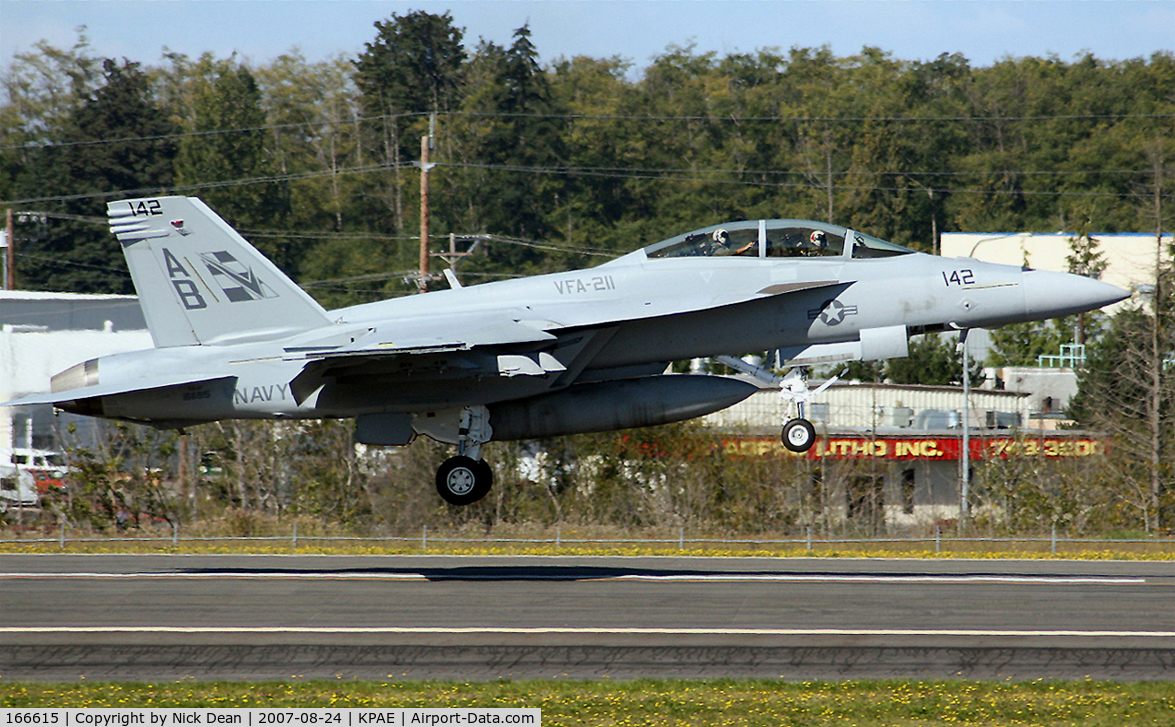 166615, Boeing F/A-18F Super Hornet C/N F108, KPAE