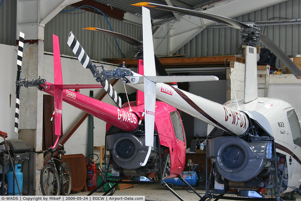 G-WADS, 1989 Robinson R22 Beta C/N 1224, There's not too many Pink Robbie's about !