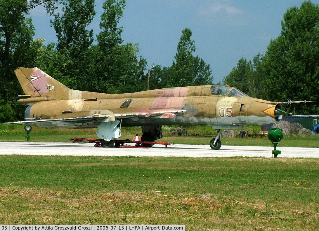 05, 1983 Sukhoi Su-22M-3 C/N 52305, Pápa HUNAF Base Airport