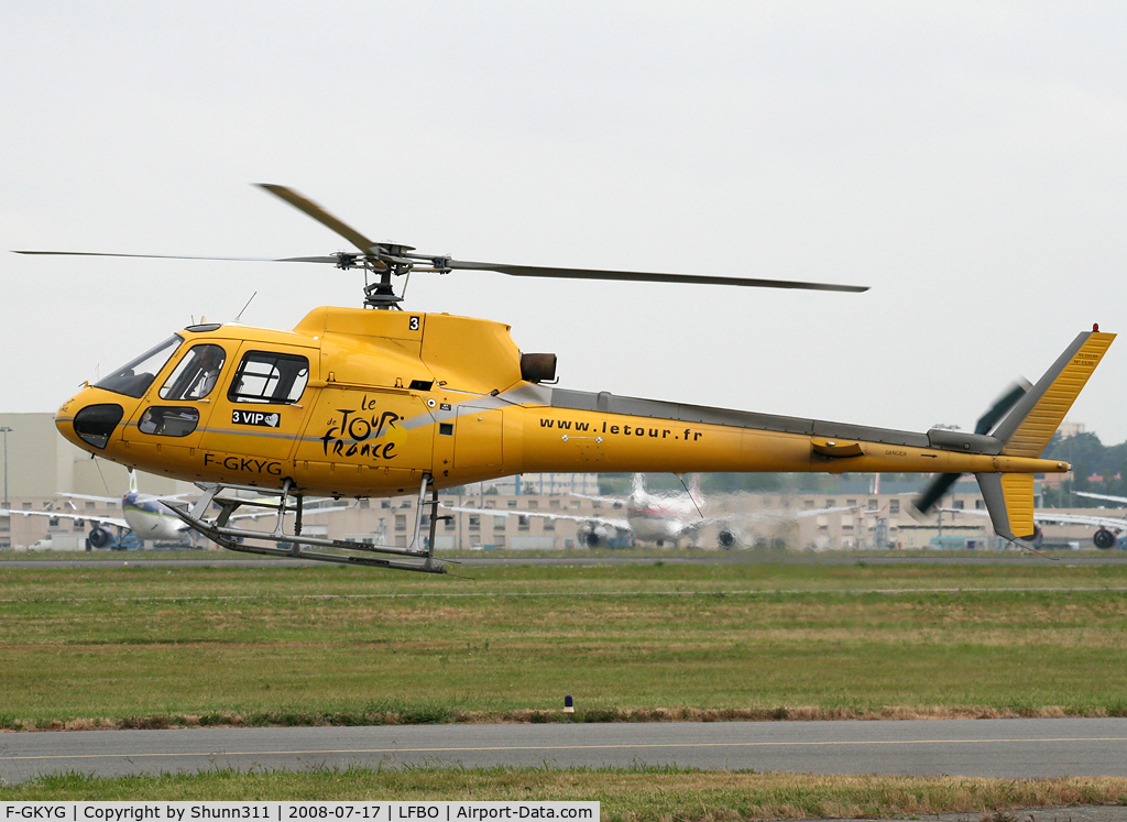 F-GKYG, Aerospatiale AS-350BA Ecureuil C/N 1536, Participant of the French Bicycle Tour 2008