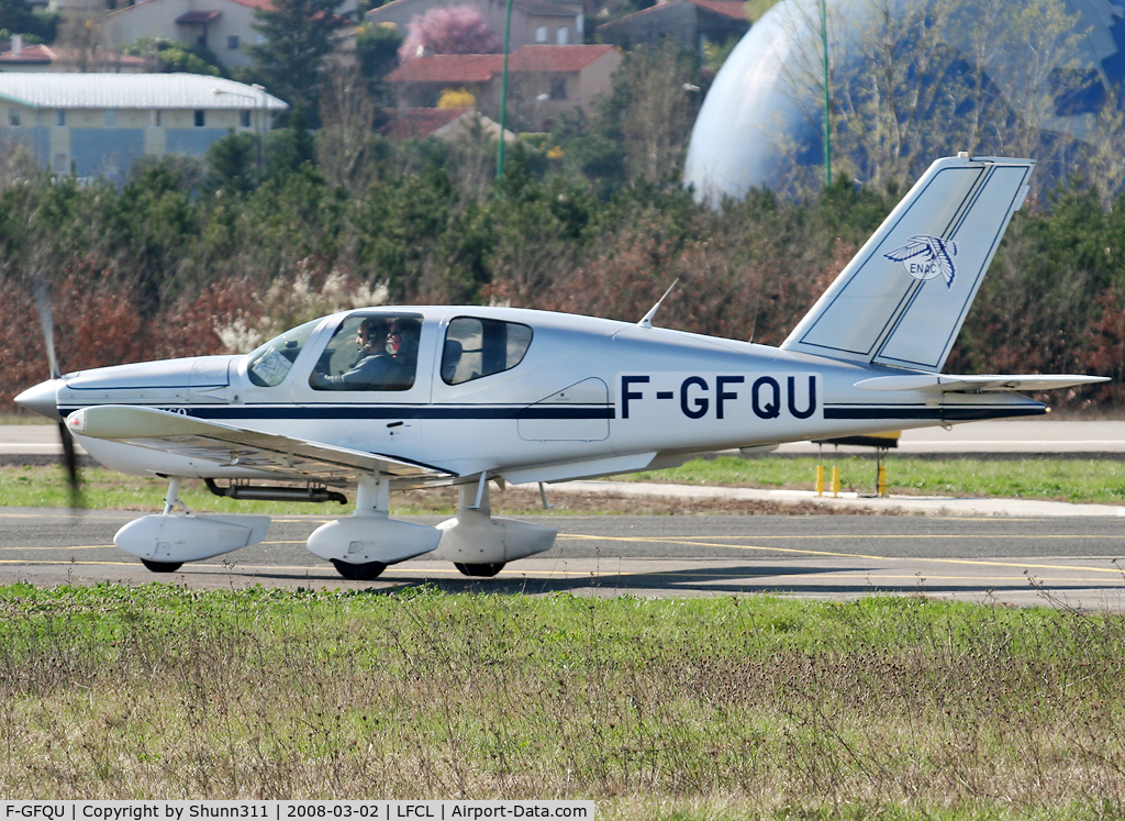 F-GFQU, Socata TB-10 Tobago C/N 769, Taxiing for a new light flight around the airfield...