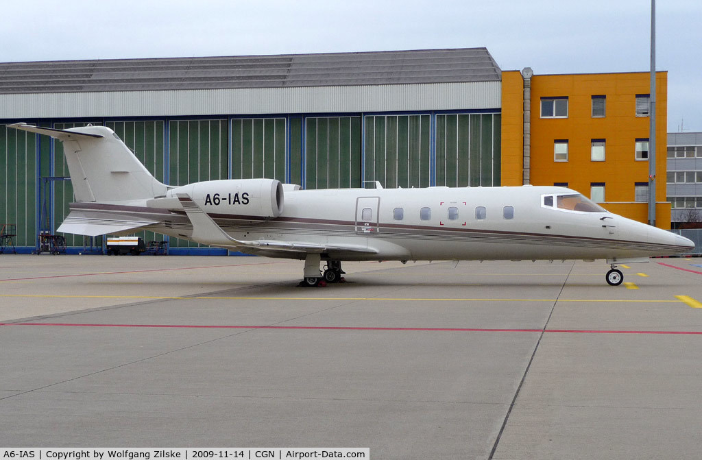 A6-IAS, 1998 Learjet 60 C/N 60-122, visitor