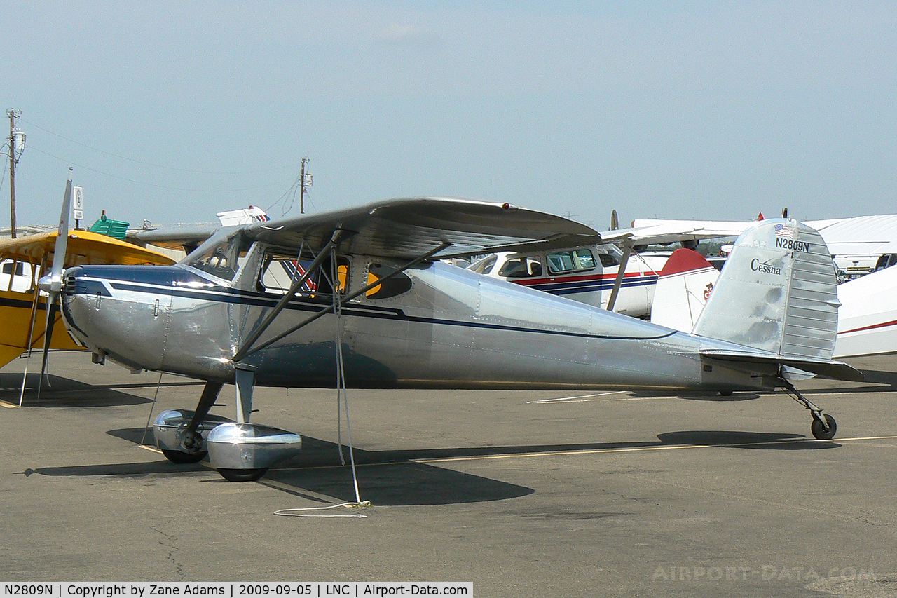 N2809N, 1947 Cessna 140 C/N 13070, At Lancaster Airport, Texas