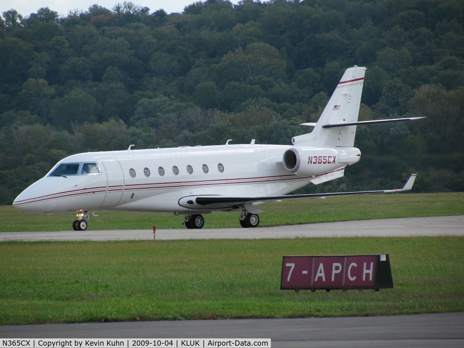 N365CX, 2002 Israel Aircraft Industries Gulfstream 200 C/N 075, Arriving as Reynolds Jet 3052