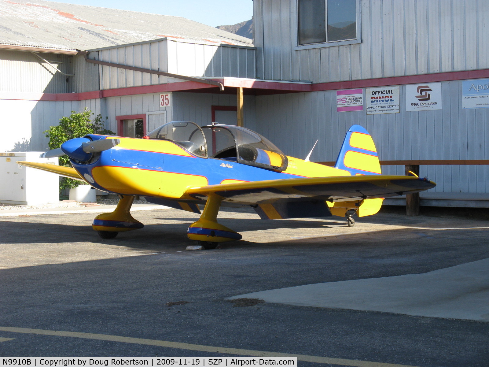 N9910B, Mudry CAP-10B C/N 267, 1993 Avions Mudry Et Cie CAP 10B Pete Poland's 'Honey Bee', fully aerobatic