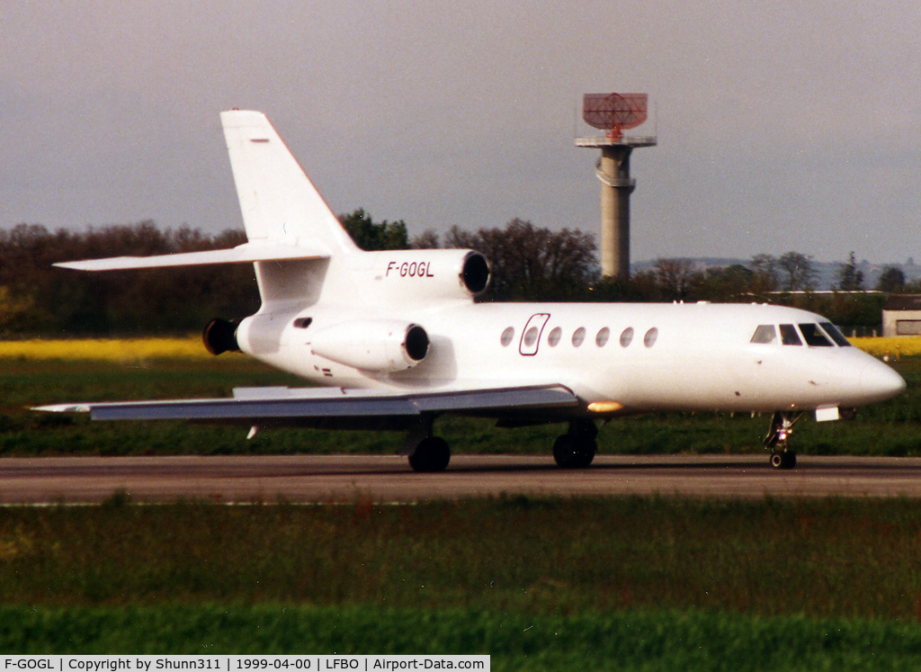 F-GOGL, 1983 Dassault Falcon 50 C/N 134, Landing rwy 15R