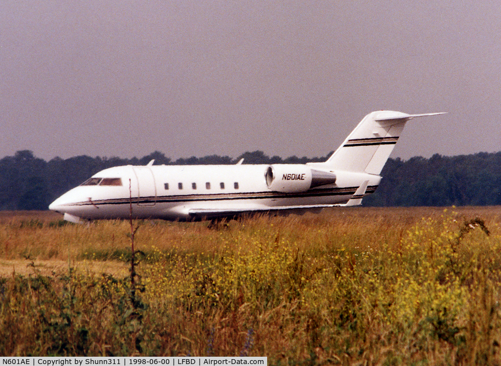 N601AE, 1986 Canadair Challenger 601 (CL-600-2A12) C/N 3050, Parked at the General Aviation area...