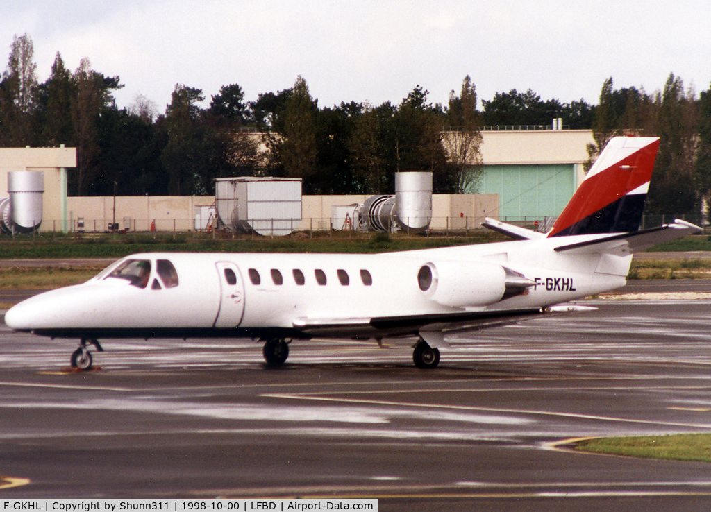 F-GKHL, 1990 Cessna 560 Citation V C/N 560-0059, Parked at the General Aviation area...