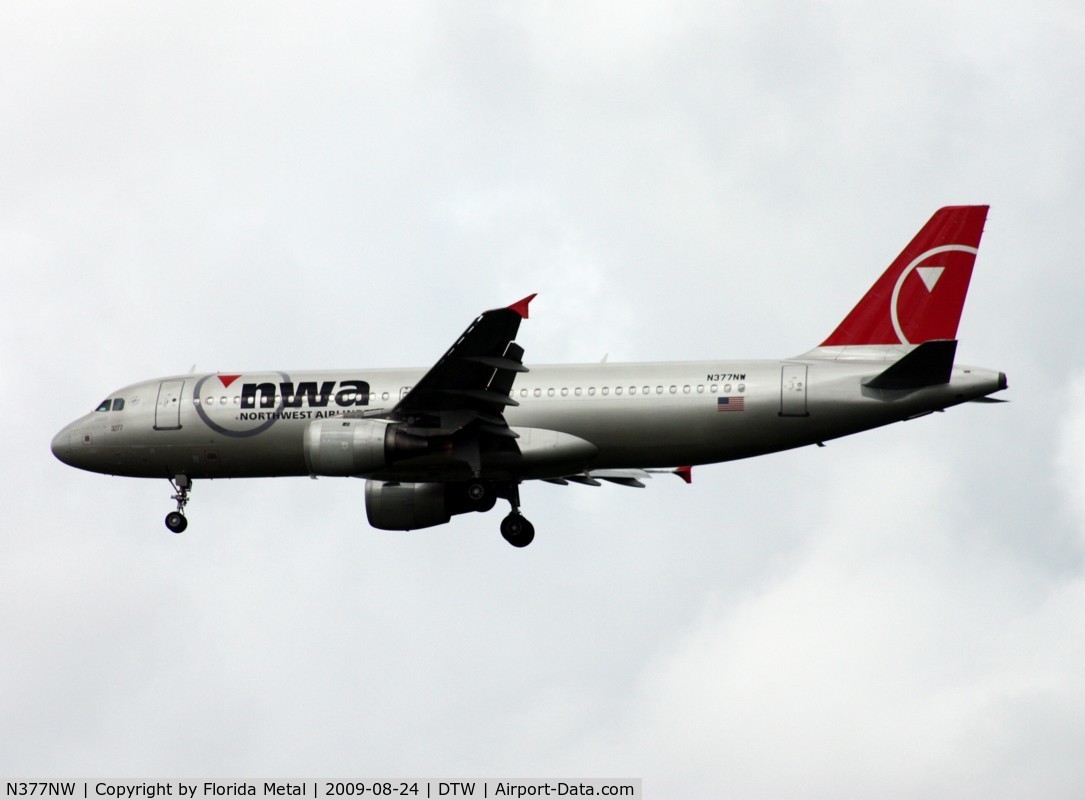 N377NW, 2003 Airbus A320-211 C/N 2082, Northwest A320