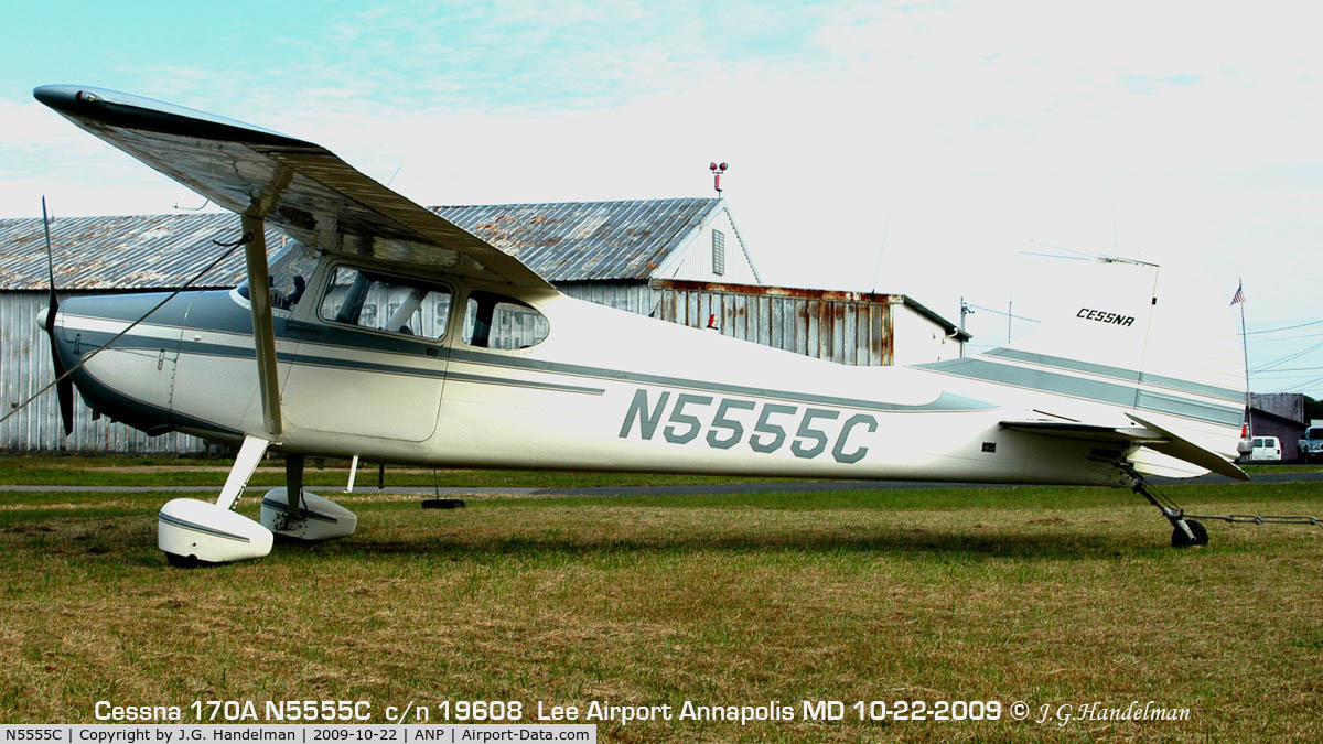 N5555C, 1950 Cessna 170A C/N 19608, Sunset at Annapolis' Lee Airport