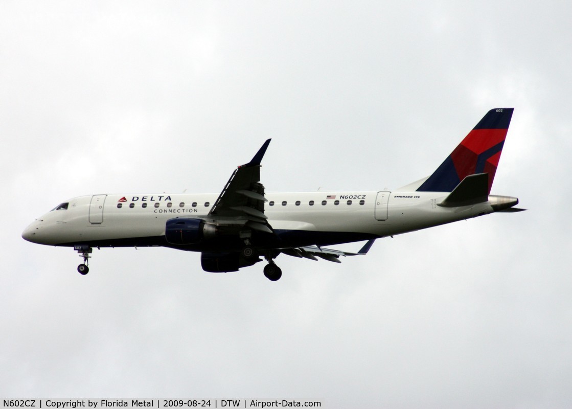N602CZ, 2007 Embraer 175LR (ERJ-170-200LR) C/N 17000171, Compass Emb-175