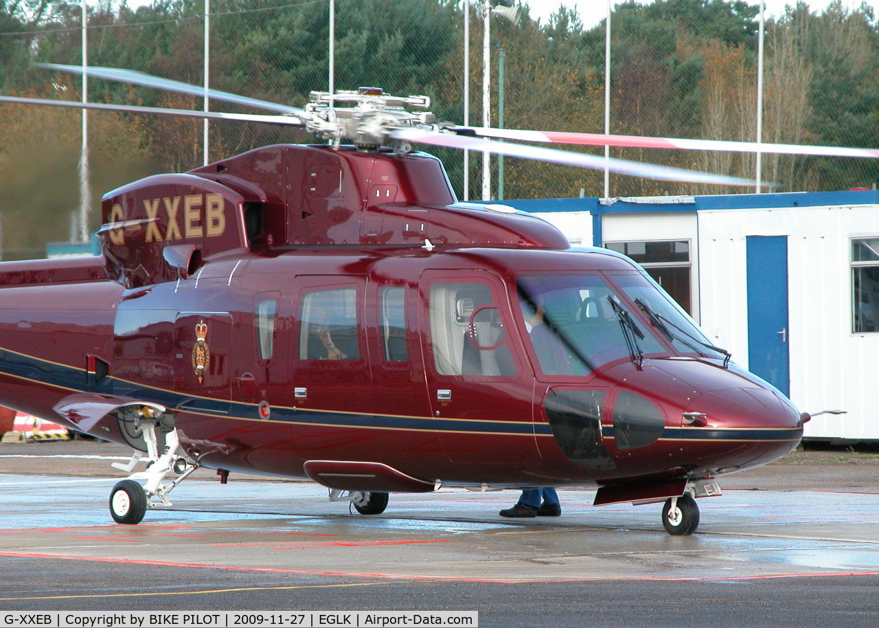 G-XXEB, 2009 Sikorsky S-76C C/N 760753, ROYAL FLIGHT S76C JUST HAD THE FUEL TOPPED UP