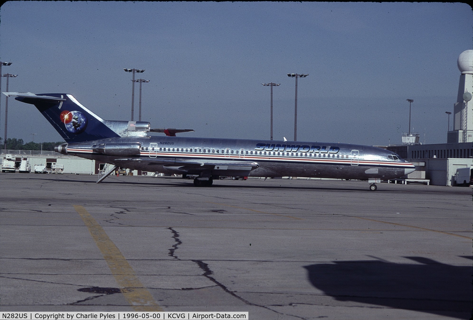 N282US, 1975 Boeing 727-251 C/N 21161, Sunworld Boeing 727-251 at CVG