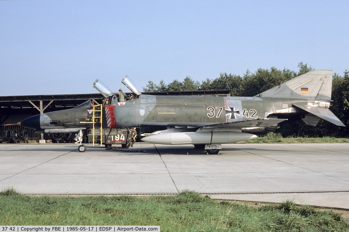 37 42, 1972 McDonnell Douglas F-4F Phantom II C/N 4452, JaboG35 F-4F is getting prepared for an engine check run