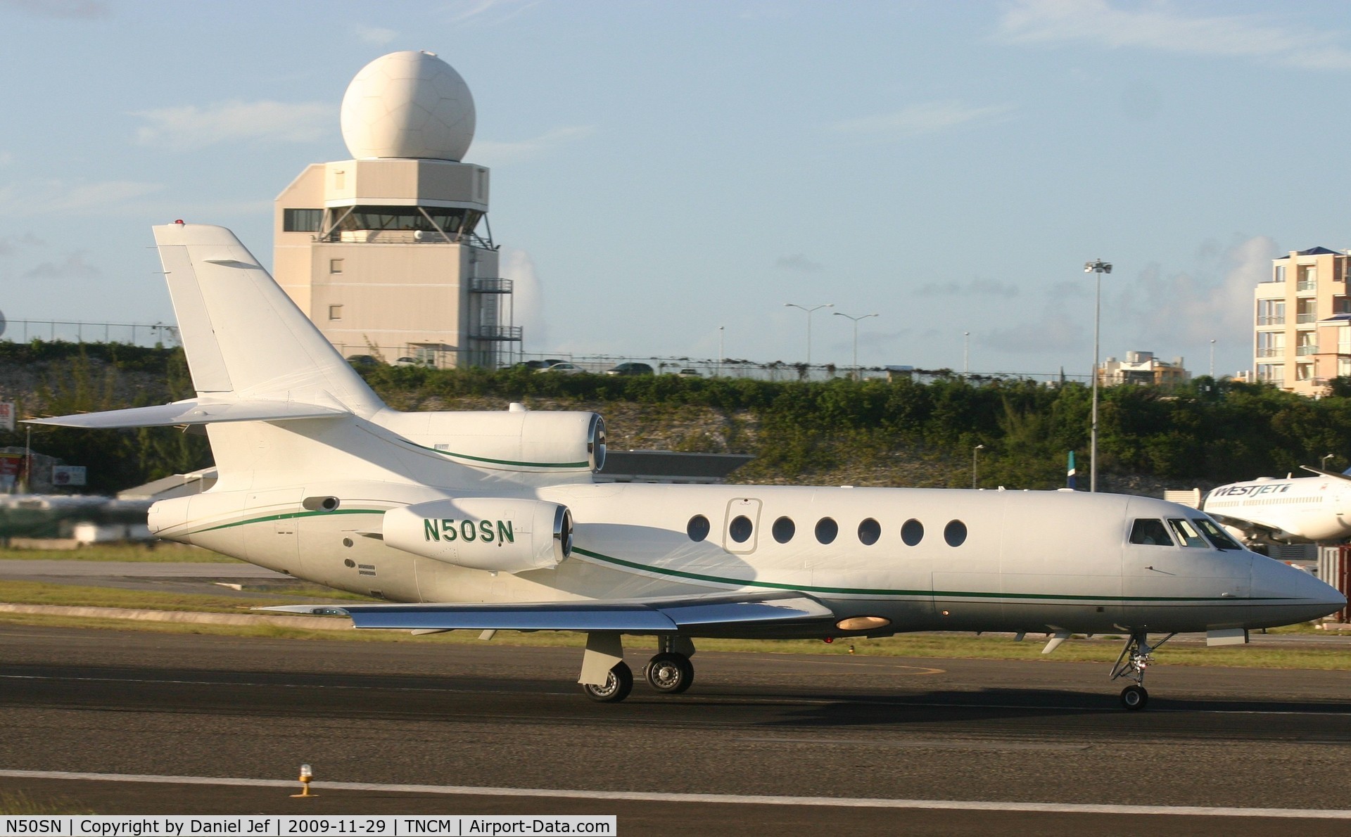 N50SN, 2000 Dassault Falcon 50 C/N 310, Jetspeed N50SN departing ST Maarten for the US