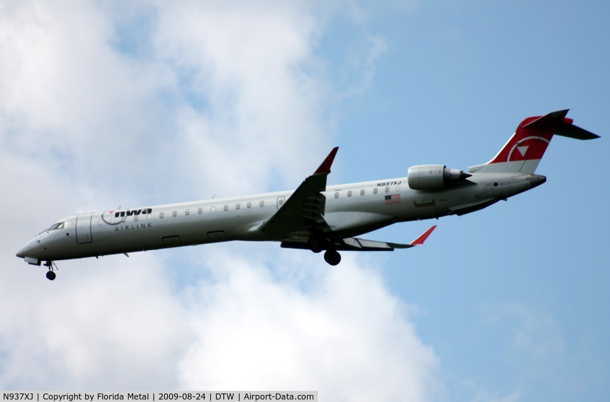 N937XJ, 2008 Bombardier CRJ-900ER (CL-600-2D24) C/N 15210, Mesaba CRJ-900